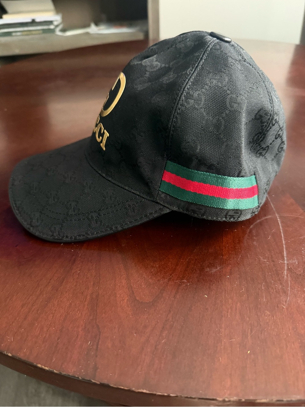 Gucci Black Cap with Gold Logo and Green-Red Web Stripes - Picture 2 of 7